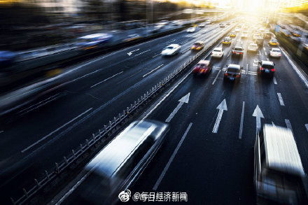 预计端午假期每天214万辆车“挤”四川高速