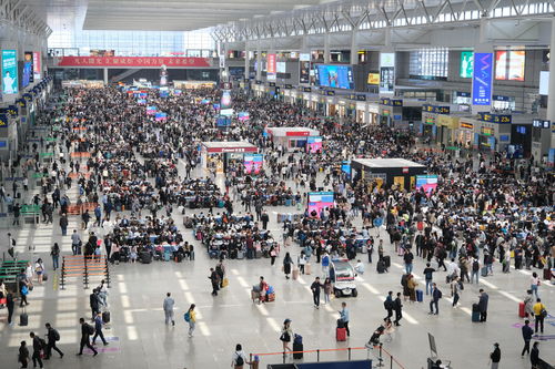 南京铁路五一小长假运输方案出台 预计发送旅客75万人次