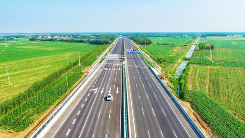 今年预计新改扩建高速公路12713公里